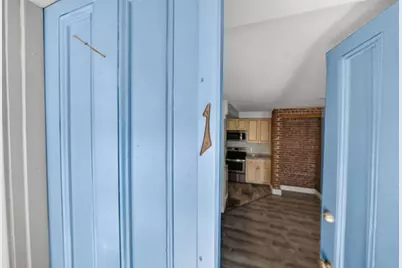 533 Locust St #1, Fall River, MA 02720 - Photo 2