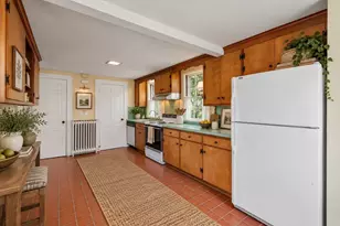 60 Wellesley St, Weston, MA 02493 - Photo 18