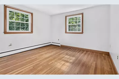 5 Robert Sproul Rd, Medfield, MA 02052 - Photo 18
