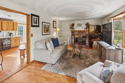 4 Henry Marsh Rd #B, Oxford, MA 01540 - Photo 12