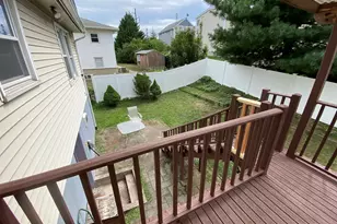 27 Fenwick, Revere, MA 02151 - Photo 6