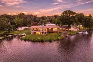 29 Lakeshore Dr, Wales, MA 01081 - Photo 2
