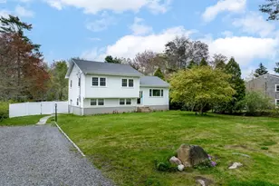 10 Knollwood Dr, Mattapoisett, MA 02739 - Photo 4