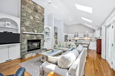 103 Sandcastle Dr, Falmouth, MA 02536 - Photo 16