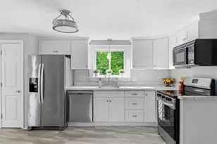 70 Century Rd, Weymouth, MA 02190 - Photo 10