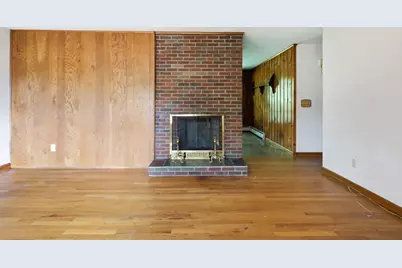 46 Spencer St, Agawam, MA 01001 - Photo 14