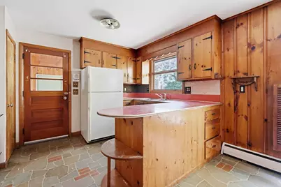 46 Spencer St, Agawam, MA 01001 - Photo 6