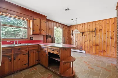 46 Spencer St, Agawam, MA 01001 - Photo 8