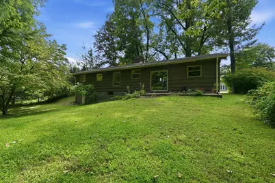 46 Spencer St, Agawam, MA 01001 - Photo 2