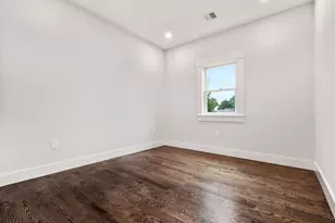 184 Perham St, Boston, MA 02132 - Photo 20