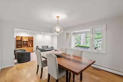 41 Old Stagecoach Rd, Bedford, MA 01730 - Photo 6