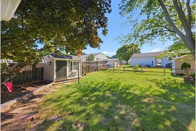 28 Deerfield Rd, Attleboro, MA 02703 - Photo 36