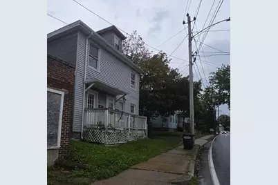 48 Fourth, Pittsfield, MA 01201 - Photo 2