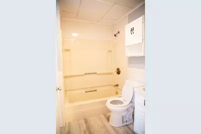 73 Wooley St, Fall River, MA 02724 - Photo 6