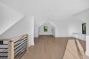 84 East Side Pkwy, Newton, MA 02458 - Photo 16