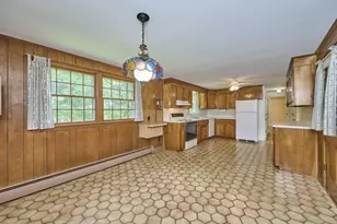 4 Hyder St, Westborough, MA 01581 - Photo 8
