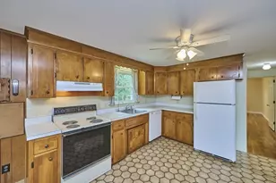 4 Hyder St, Westborough, MA 01581 - Photo 6