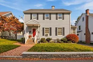 43 Klebart Ave, Webster, MA 01570 - Photo 2