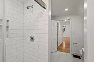 12 Boston St, Lynn, MA 01904 - Photo 32