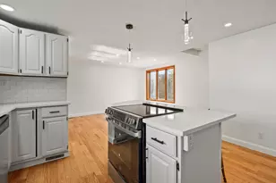 12 Boston St, Lynn, MA 01904 - Photo 14