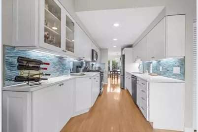 7 Whaler Ln #Unit 7, Quincy, MA 02171 - Photo 8