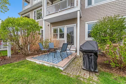 7 Whaler Ln #Unit 7, Quincy, MA 02171 - Photo 4