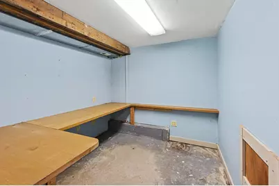 238 Park St, Easthampton, MA 01027 - Photo 32
