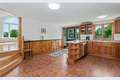 238 Park St, Easthampton, MA 01027 - Photo 8