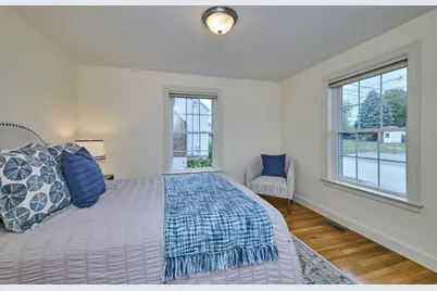 25 Jensen Rd, Watertown, MA 02472 - Photo 12
