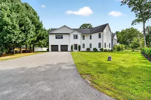 23 Evergreen Rd, Natick, MA 01760 - Photo 2