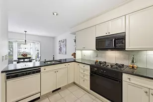7 Shady Brook Ln, West Springfield, MA 01089 - Photo 6