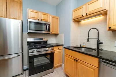 35 Chestnut St #2, Chelsea, MA 02150 - Photo 8