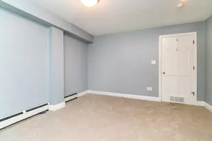 35 Chestnut St, Chelsea, MA 02150 - Photo 24