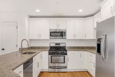 157 Beale Street #5, Quincy, MA 02170 - Photo 2