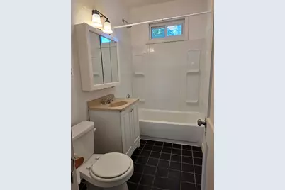 14 Douglas Ct #3rd FL, Worcester, MA 01603 - Photo 6