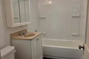 14 Douglas Ct, Worcester, MA 01603 - Photo 6