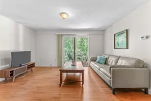 8 Post Oak Ln, Natick, MA 01760 - Photo 1