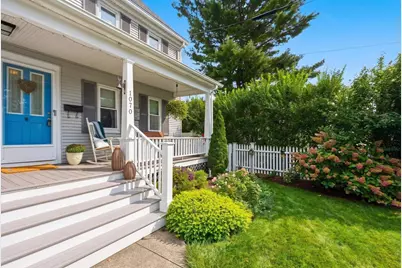 1070 Main Street #1070, Wakefield, MA 01880 - Photo 4