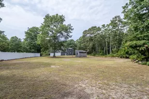 215 Ashumet Rd, Mashpee, MA 02649 - Photo 30