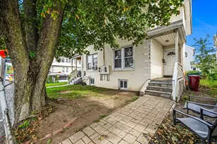 1384-1386 Gorham St, Lowell, MA 01852 - Photo 6