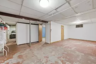 101 Court St, Westfield, MA 01085 - Photo 24