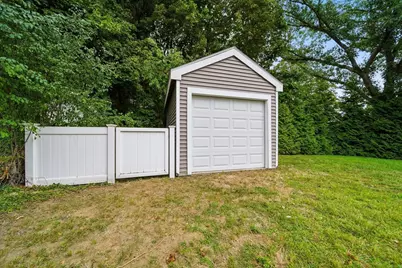 20 Herbert St, Wakefield, MA 01880 - Photo 28
