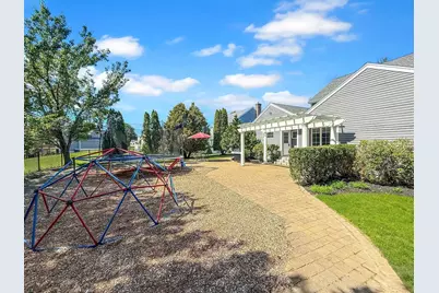 5 Swan Cir, Shrewsbury, MA 01545 - Photo 32