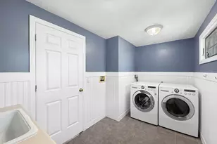 5 Swan Cir, Shrewsbury, MA 01545 - Photo 16