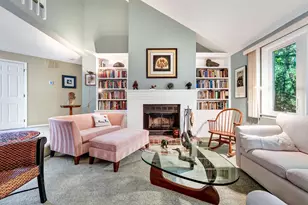 8 Pilgrim Dr, Westford, MA 01886 - Photo 4