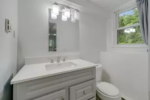 61 Taunton St, Bellingham, MA 02019 - Photo 6