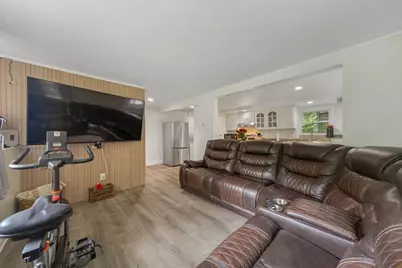 61 Taunton St #61, Bellingham, MA 02019 - Photo 4