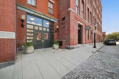 172 Middle St #501, Lowell, MA 01852 - Photo 1