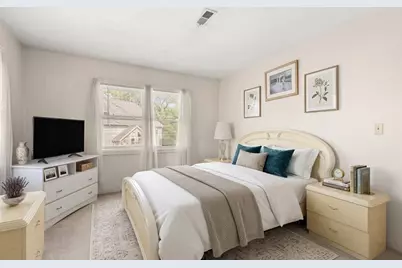 15 Marion St #F, Boston, MA 02131 - Photo 4