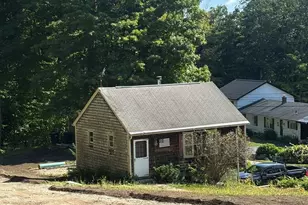 39 Hosmer St, West Boylston, MA 01583 - Photo 8
